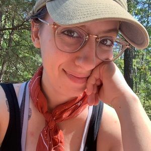 Meet your Posher, Marisa